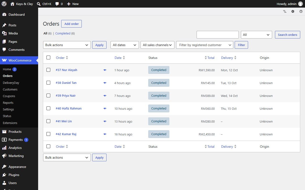 WooCommerce Orders list with a Delivery column showing dates such as Mon, 12 Oct